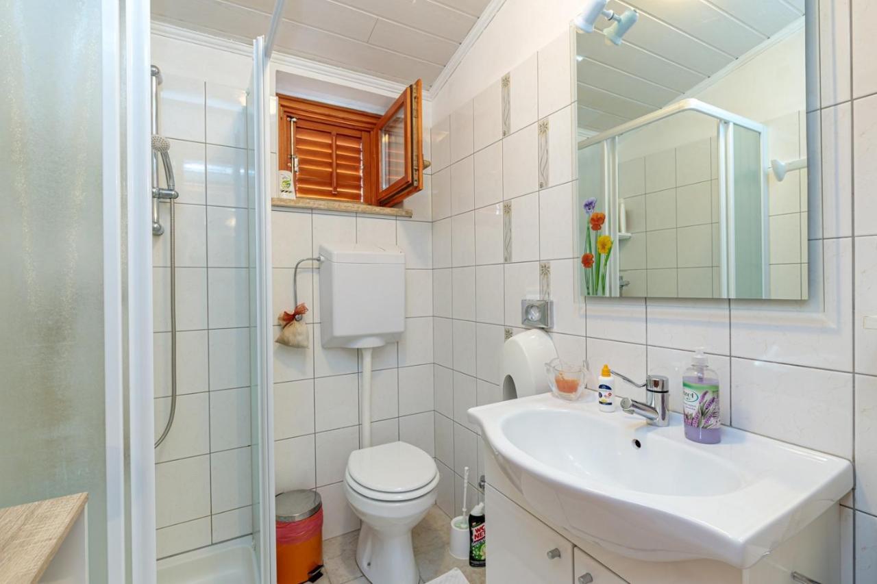 Apartments Sveti Leonard Oprtalj Экстерьер фото