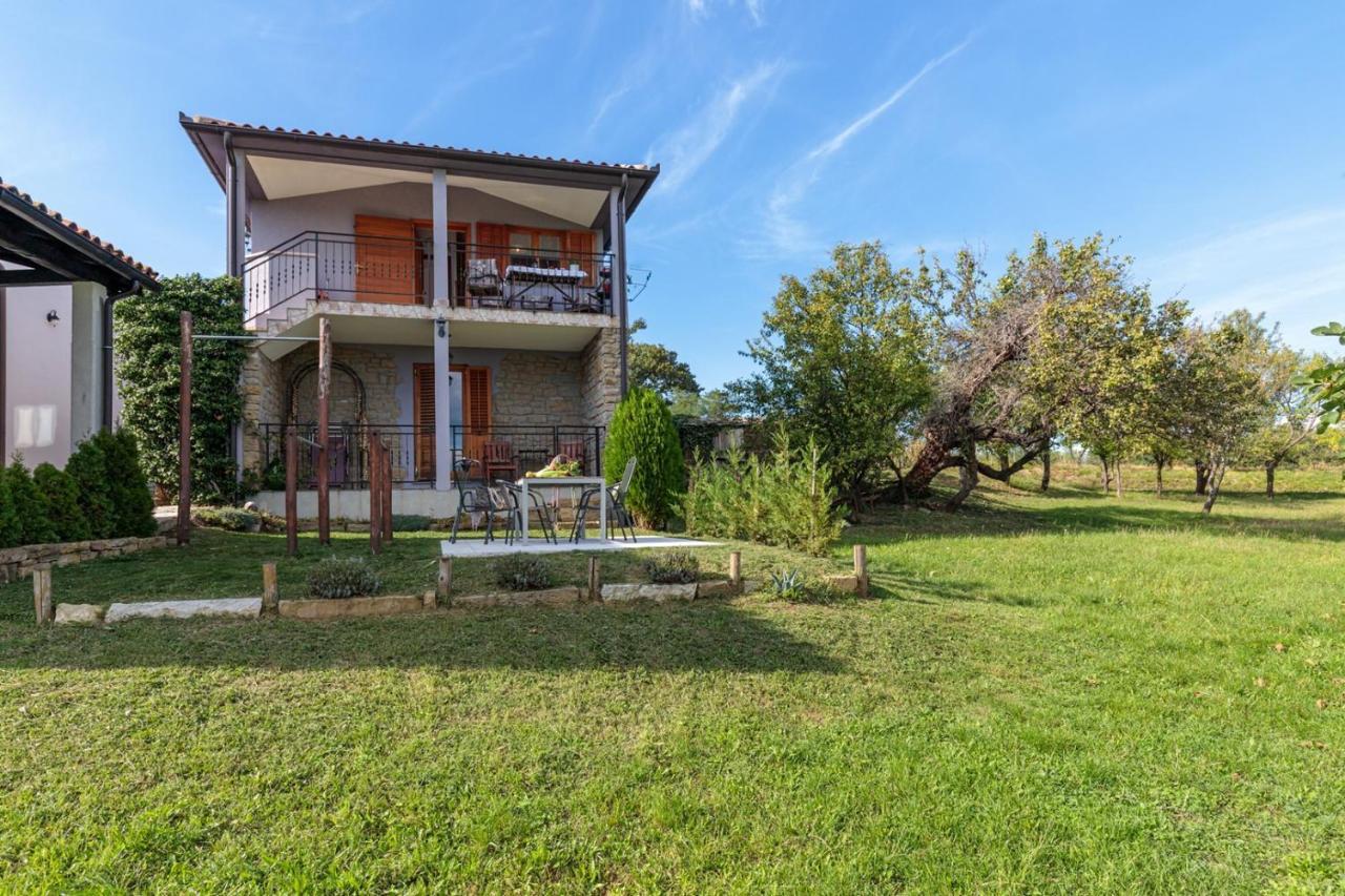 Apartments Sveti Leonard Oprtalj Экстерьер фото